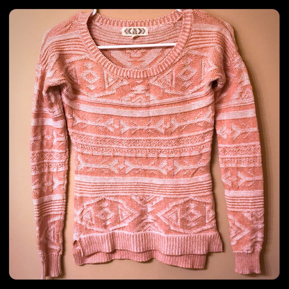💥FINAL Price!💥Pink Rose Women’s Aztec Sweater